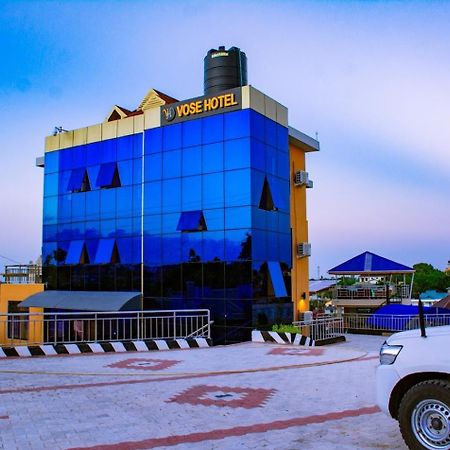 Vose Hotel & Spa Dar Es Salaam Exterior foto